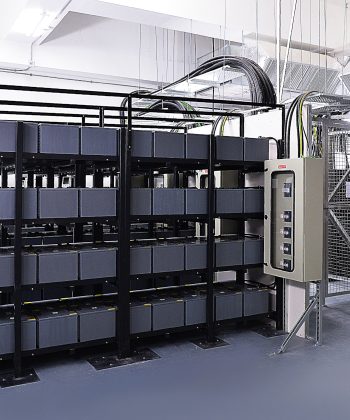 2N UPS battery power and diesel generator backup power